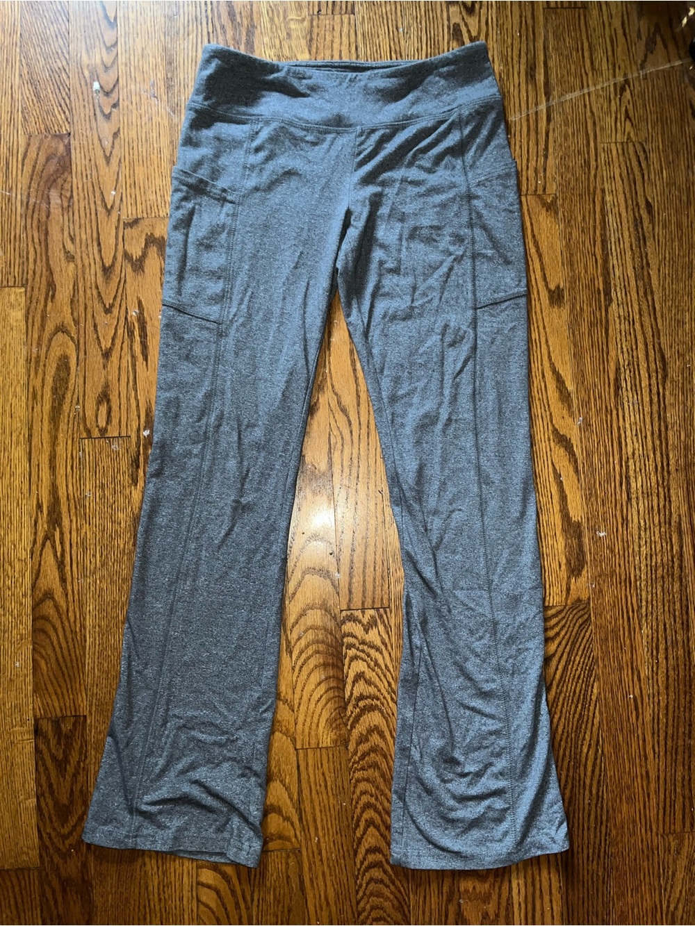 SO Gray Flare Leggings with Side Pockets